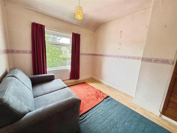 3 bed Semi-Detached for sale Image 11