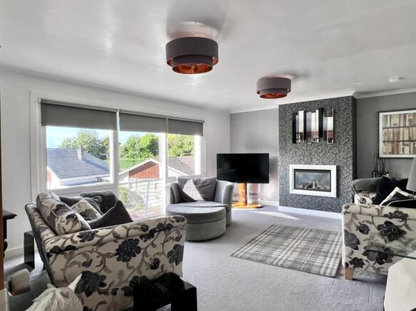 10 Holroyd Road, Kirkcudbright - Williamson and He