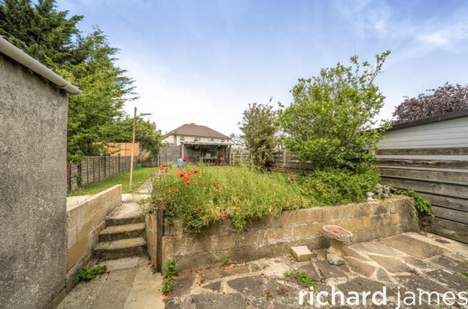 Charlton Close, Penhill, Swindon, SN2 photo 4