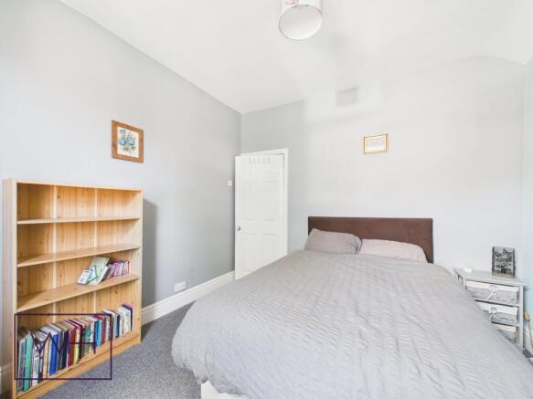 4 bed Terraced for sale Image 12