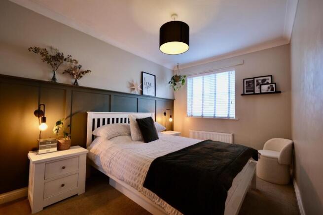 Bedroom 1.jpg