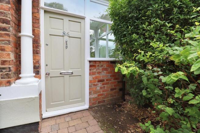 4 bed Semi-Detached for sale Image 5