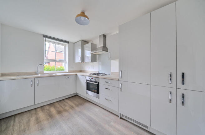 1363850-8-6908974...