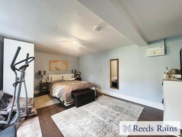 Bedroom/Living Space