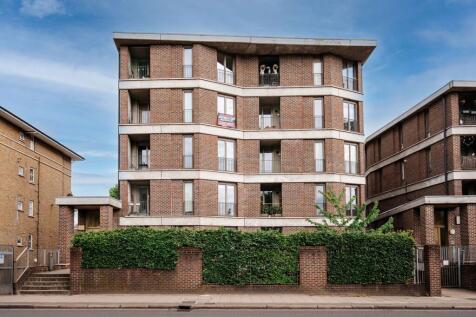 Seven Sisters Road, London, N4