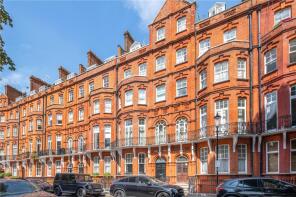 54, Kensington Court, London W8 5DE