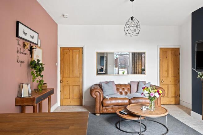 Kitchen/Dining Area