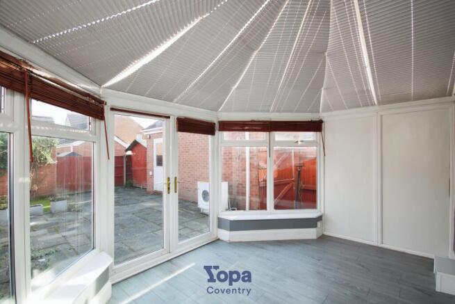 47324b1e-Conservatory.JPG
