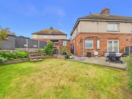 33, Wern Avenue, Bagillt CH6 6BY