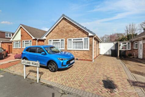 Leyland Road, Bulkington, Bedworth, CV12 9LW