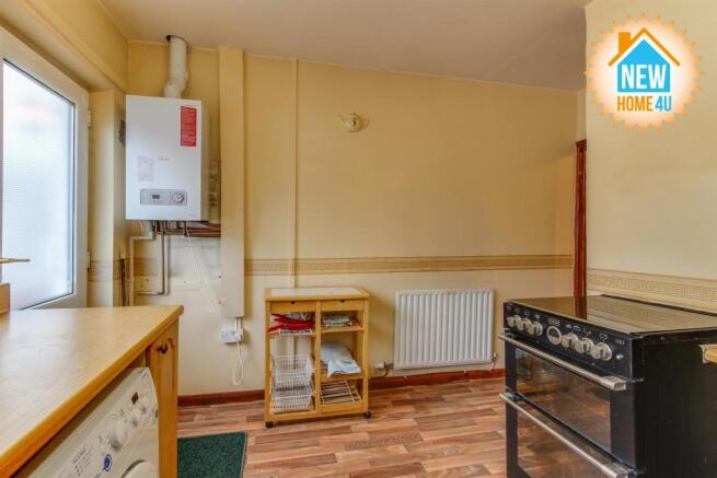 KITCHEN: