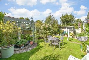 14, Beacon Way, Hythe CT21 4LJ