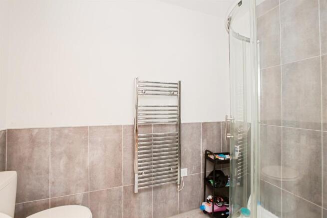1 bed Apartment for sale Image 6