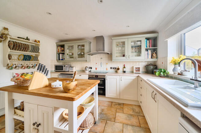 1418782-5-69a178c...