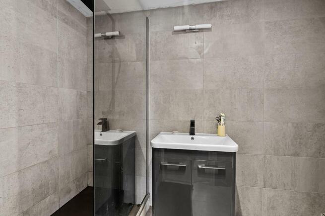 Ensuite Shower Room