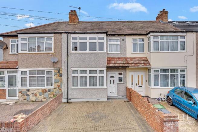 3-bed terraced on Albert Road, Dagenham, RM8 1LR, £450,000