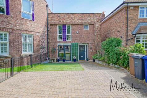 Ellenbrook Road, Worsley, M28