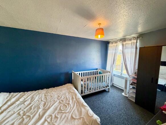 2 bed Terraced for sale Image 6