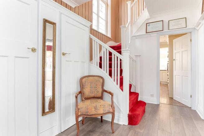 4 bed Detached for sale Image 8