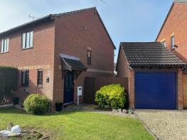 32, Arnold Road, Nuneaton CV13 6JG