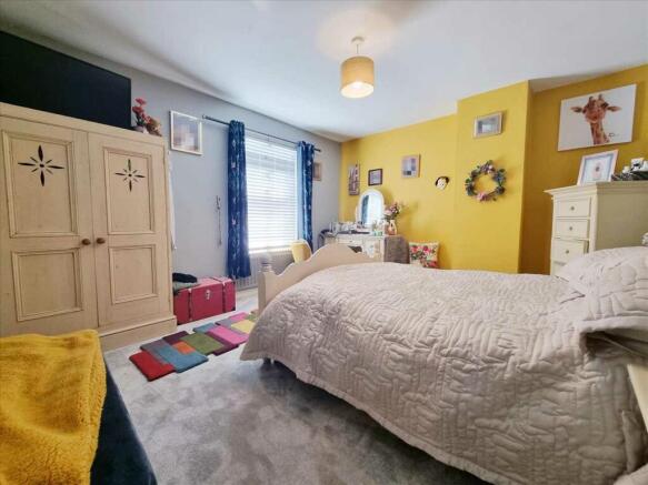 Bedroom 1: