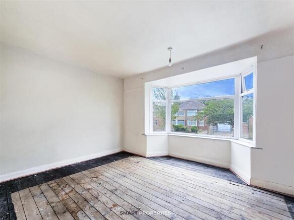 3 bed Semi-Detached for sale Image 6