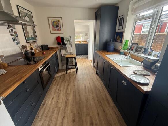 Kitchen 1