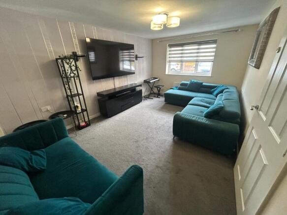 Lounge 2