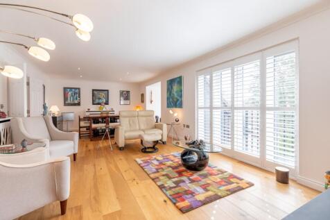 Bewicks Reach, Newbury, Berkshire, RG14