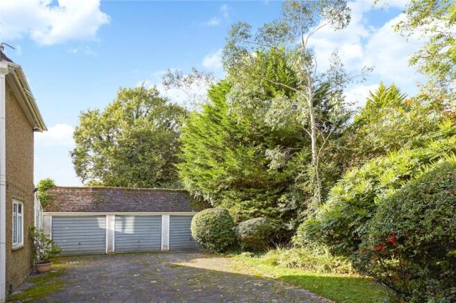 Triple Garage