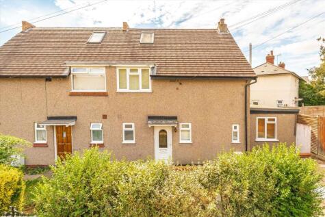 Carlisle Avenue, Acton