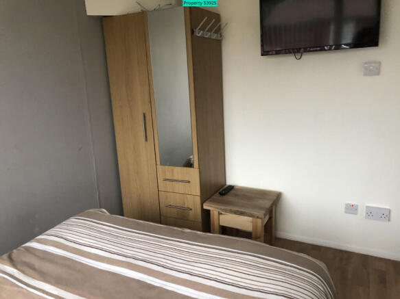 2 bed Chalet for sale Image 5