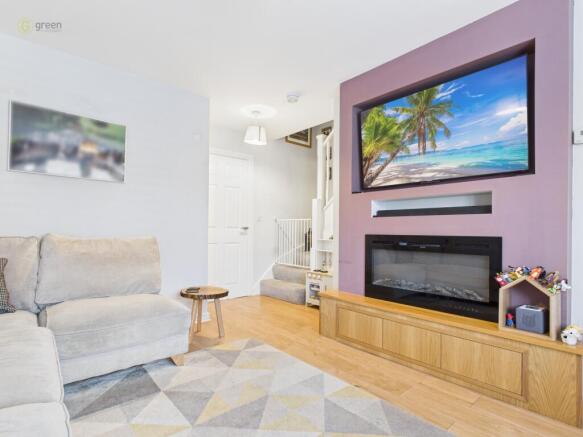 cam01332g0pr0647still004