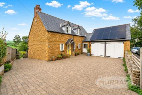 Main Street, Ridlington, Oakham, Rutland