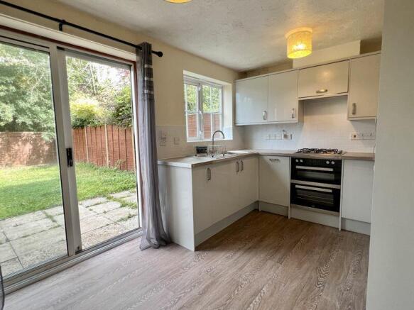 KITCHEN DINING ROOM
