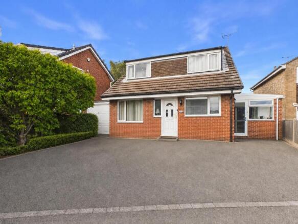 4-bed detached on Windrush Close, Allestree, £400,000