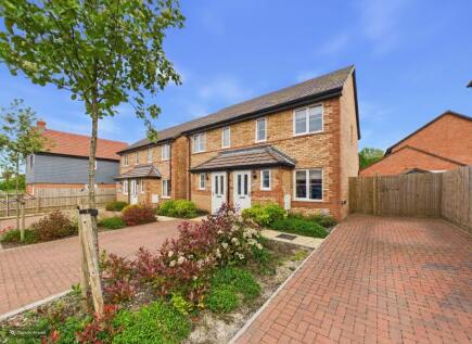 Swallowtail Road, Chinnor, Oxfordshire
