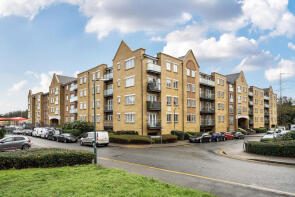 92, Phoenix Court, Black Eagle Drive, Gravesend DA11 9AW