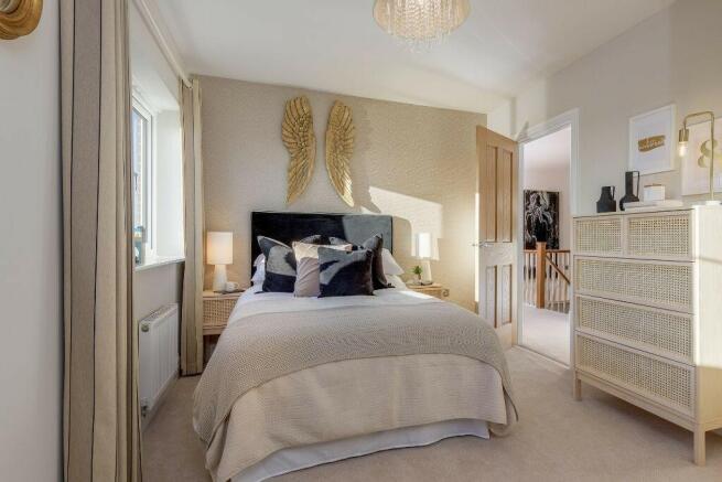5 bed Detached for sale Image 10