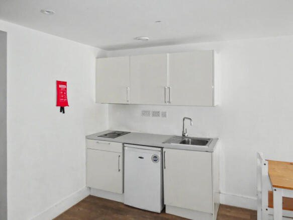 1 bed Flat for sale Image 12