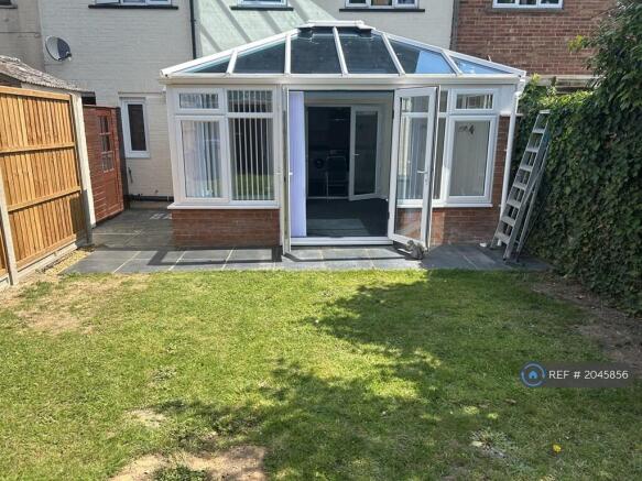 Private Enclosed Rear Garden