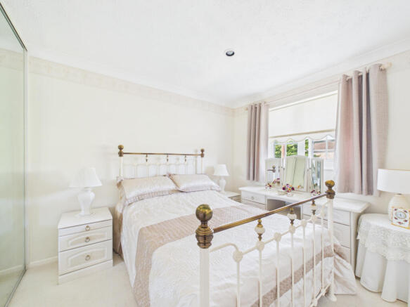 3 bed Detached for sale Image 12