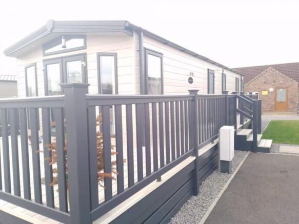 2 bed Lodge for sale Image 5