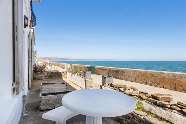 Front terrace