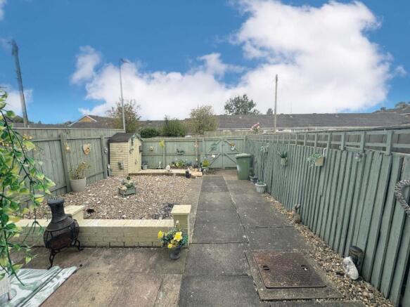 2 bed Terraced for sale Image 5