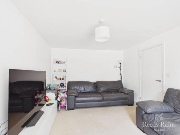 4 bed Detached for sale Image 4