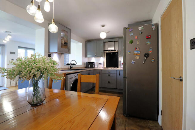 3 bed Detached for sale Image 8