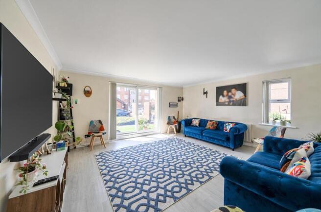 Davidson Frost-Wellings, DFW, Ascot Place, Stanmor