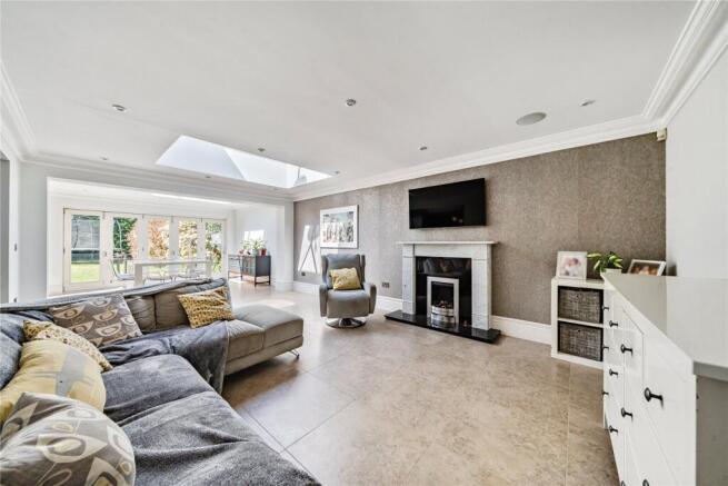 Grange Road, Horsell, Surrey, GU21 photo 4