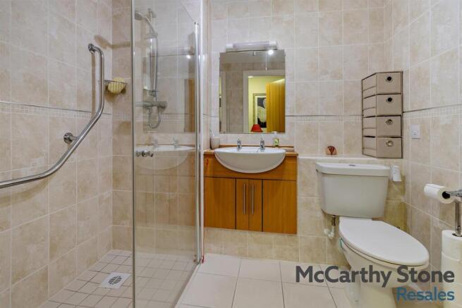 1 bed Apartment for sale Image 6